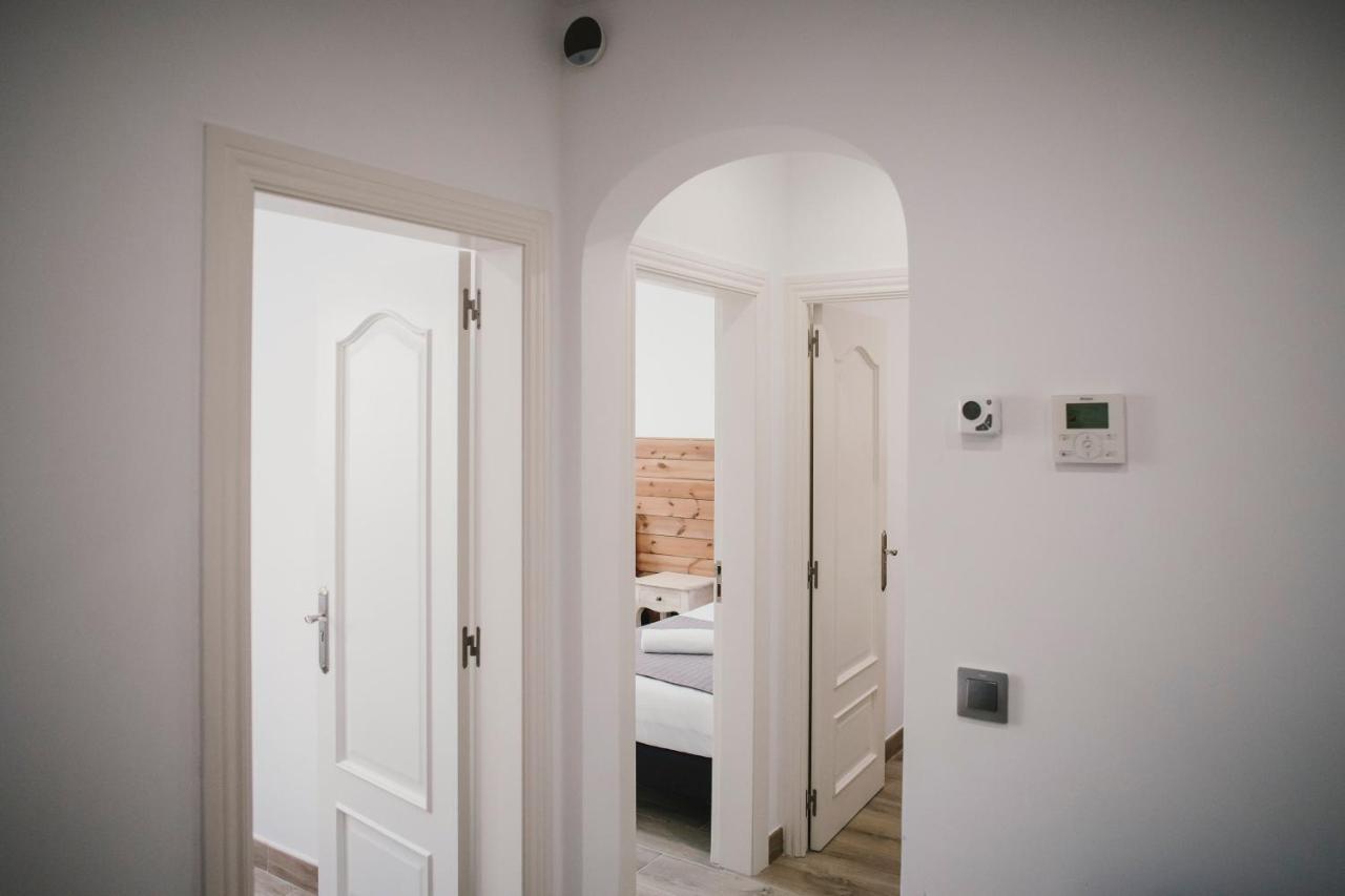 Bbarcelona Fira Superior Flats Appartamento *
