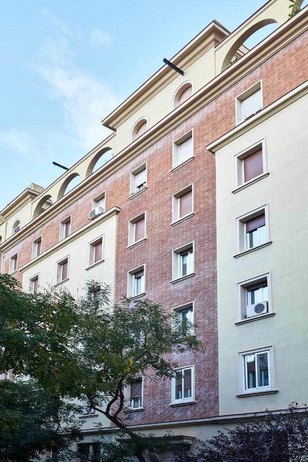 Bbarcelona Fira Superior Flats Appartamento Barcellona