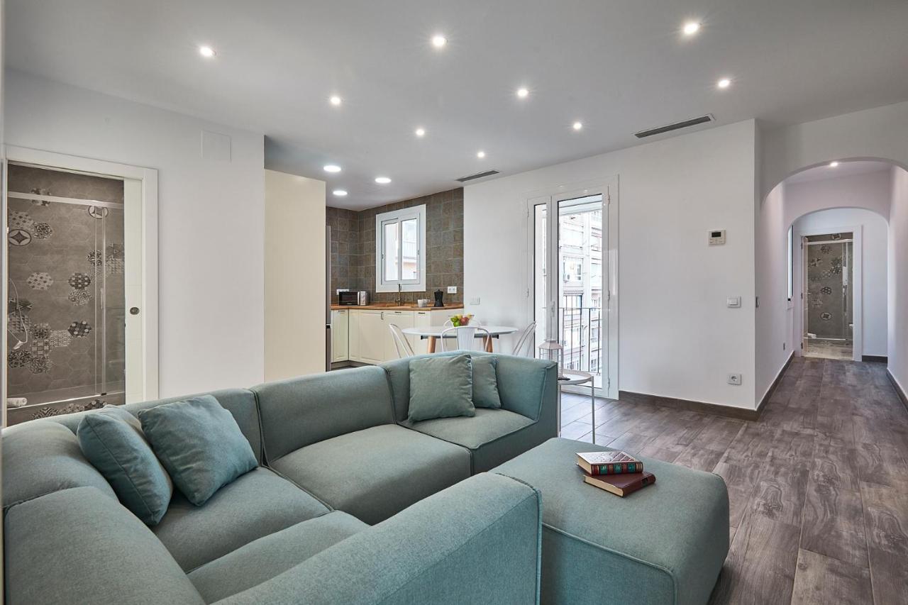 Bbarcelona Fira Superior Flats Appartamento